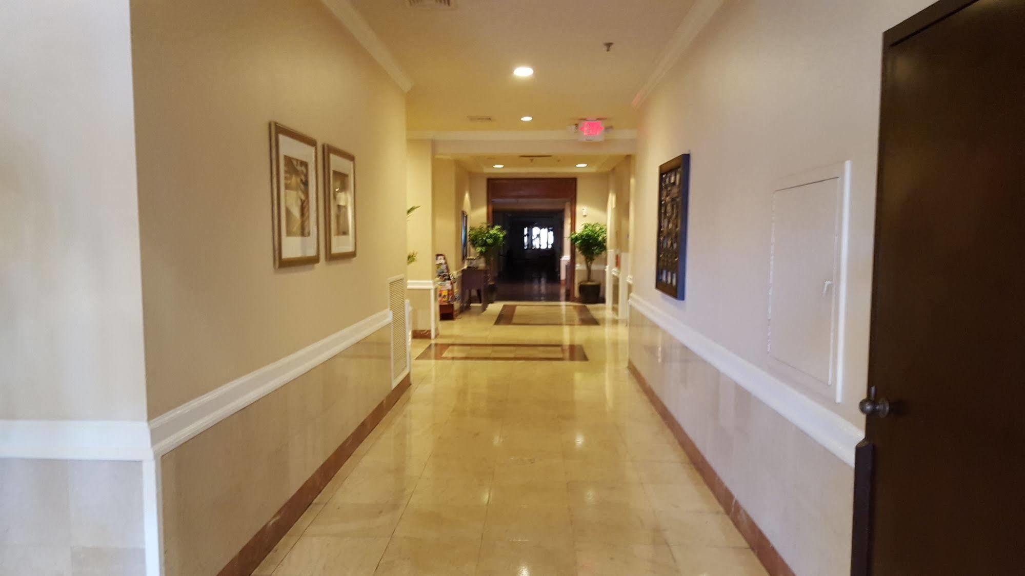 Ramada Plaza By Wyndham Atlanta Airport Hotel College Park Exterior foto